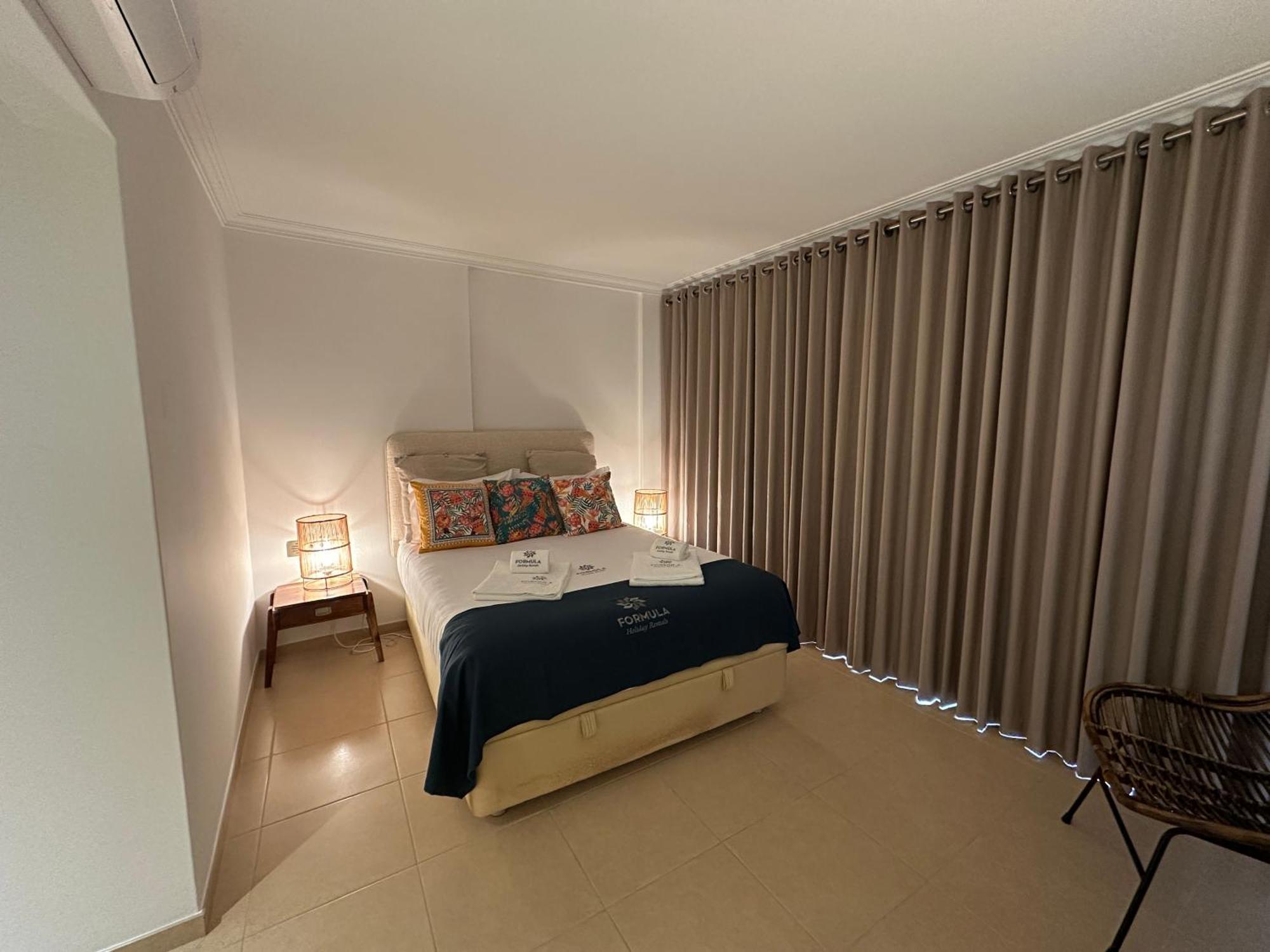 Marina Mar By Fhr Piscina Parking Apartment Quarteira Exterior photo
